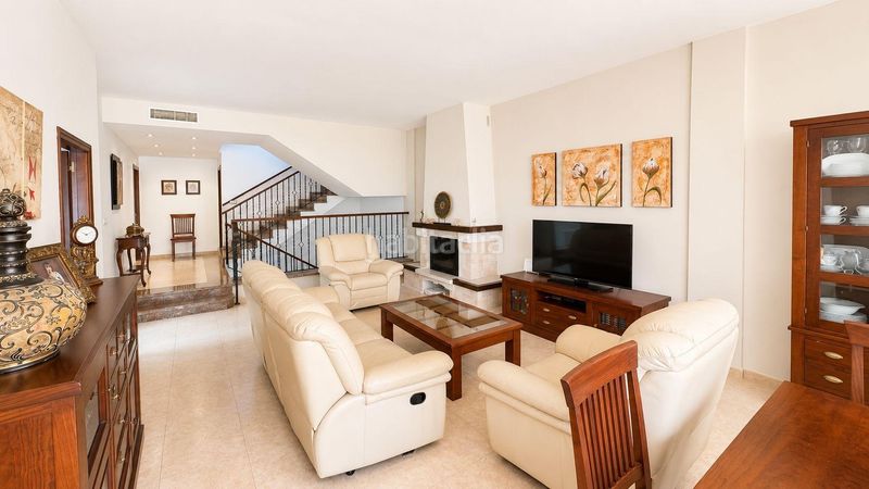 Foto d8d8a198-2516-4ec6-b720-c183896e3649. Casa con parcheggio in Colmenar