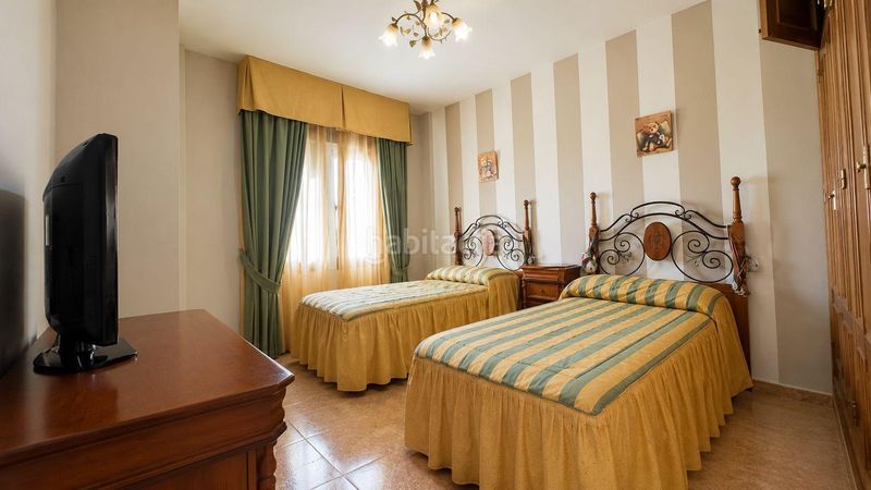 Foto e8a5ecae-121a-43c8-a914-7cd3736ecbc8. Casa con parcheggio in Colmenar