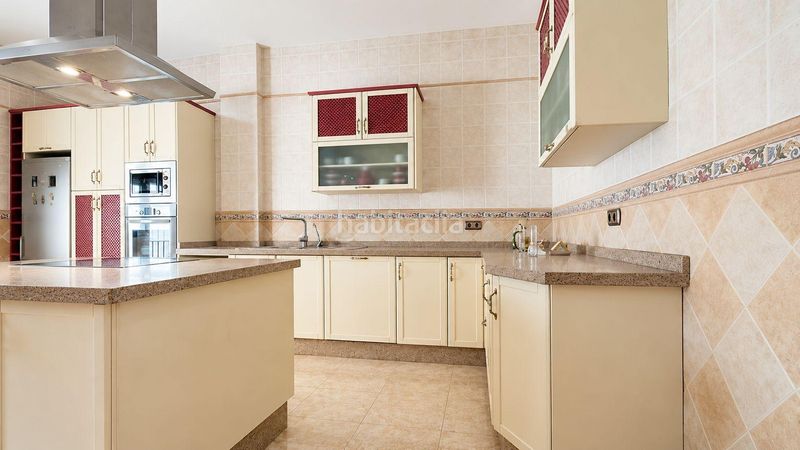 Foto f6f5b208-eeb1-4917-a67a-2dcd791b076e. Casa con parcheggio in Colmenar