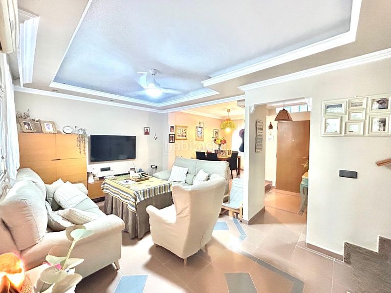 Foto f9b7ab26-b384-4f85-873b-45b768e127ee. Casa a Campanillas Málaga