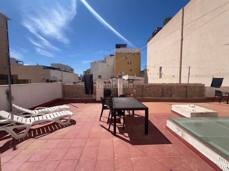Foto ec9dd0bc-83e8-459b-b15c-f985872001d1. Edificio in La Victoria Málaga