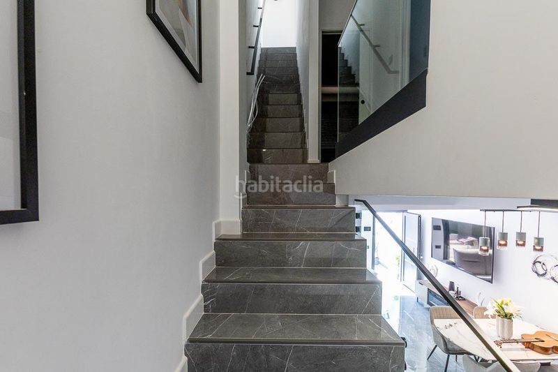 Foto 2729b86f-5027-47f4-a354-95715469dc7f. Casa aparellada a San Alberto - La Alcubilla - Florisol Málaga