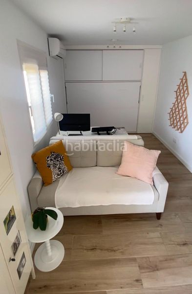 Foto 17a5f393-f5ab-4857-8d1f-29f01daa01cf. Piccolo appartamento con riscaldamento in Parque Ayala - Jardín de la Abadía - Huelín Málaga