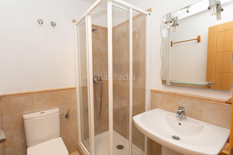 Foto 68685145-2513-4446-9d38-8c395bf2c206. Casa adossada a calle zagra 2 a Benajarafe