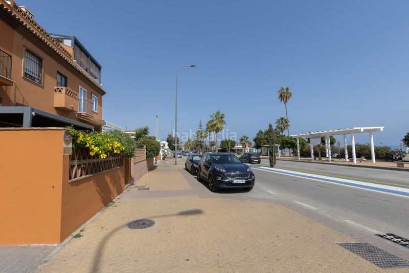 Foto 7b4e6efa-efd2-4076-8ce3-2e7813088cb5. Casa adossada a calle zagra 2 a Benajarafe