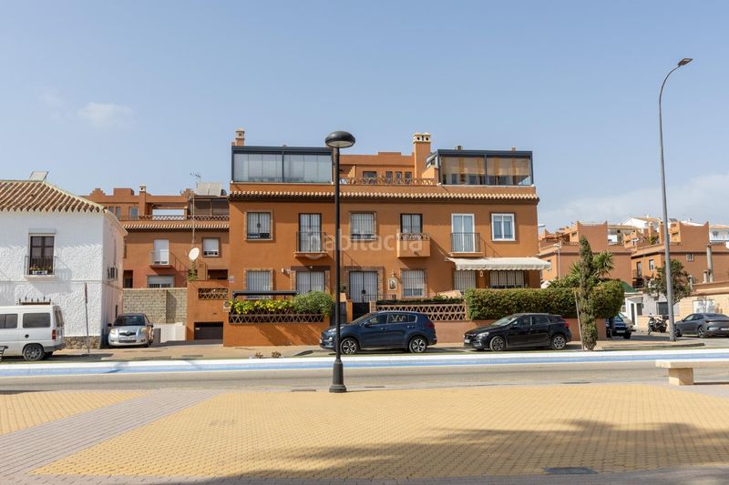 Foto 84b7002c-a3a7-4f75-b9c1-0e2478b84843. Casa adossada a calle zagra 2 a Benajarafe