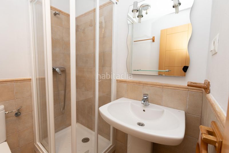 Foto bcbafbd6-929b-4894-9d34-65002626bf52. Casa adossada a calle zagra 2 a Benajarafe