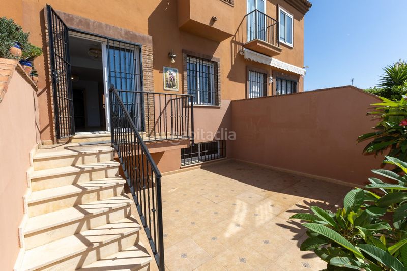 Foto ca76d8b2-39c1-4a26-8232-c877dd996c91. Casa adossada a calle zagra 2 a Benajarafe