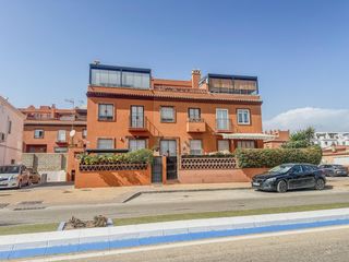 Semi detached house  Calle zagra 2. Adosado en primera línea de playa con vistas frontales al mar