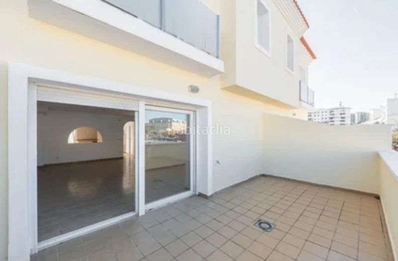 Foto a2edc21d-2e32-4876-8481-1642155556fe. Casa adossada a luis valiente 2 a Centro ciudad Fuengirola
