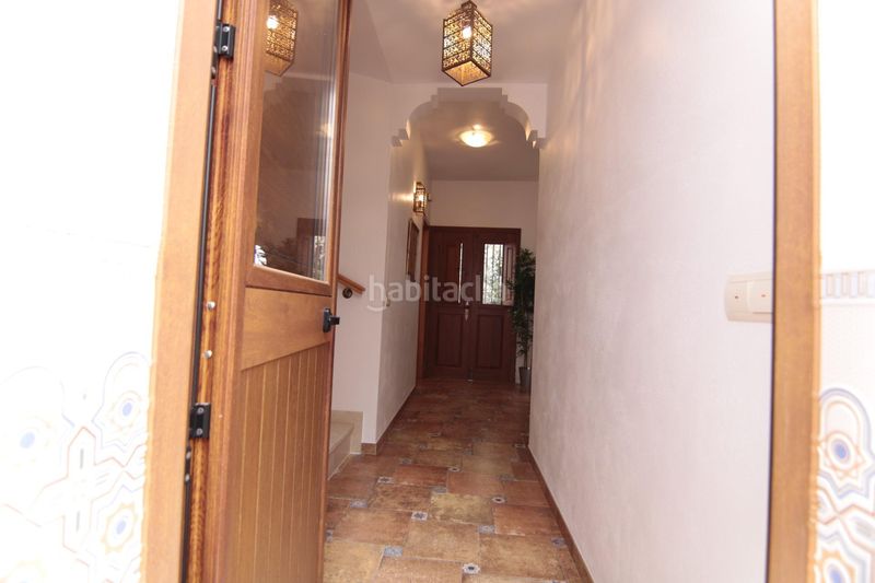 Foto 284aa94b-38a4-4b2f-acfd-d87c91968999. Casa adossada a Guaro