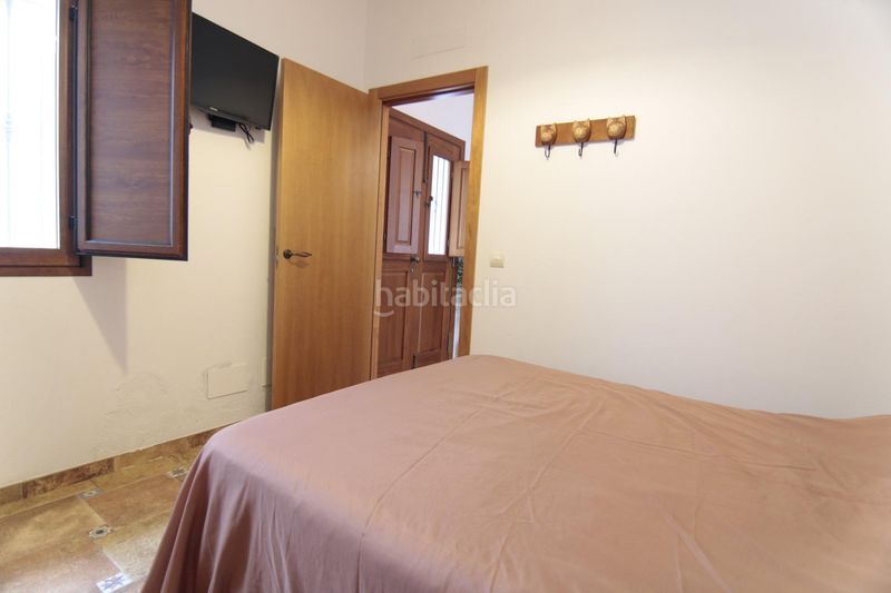Foto 2d6b9424-2ba5-4867-814f-a78c19518af7. Casa adossada a Guaro