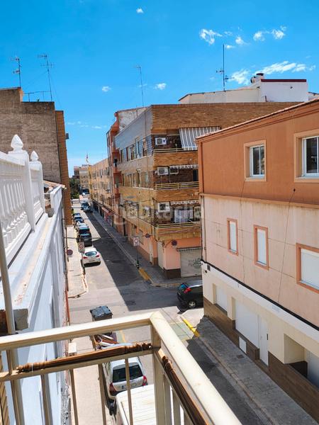 Foto a0270164-63d5-4564-8f06-552ca4aa623d. Pis a Centro puerto Sagunt