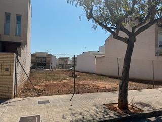 Terreny residencial  Carrer pla del corretger. Se vende parcela urbanas