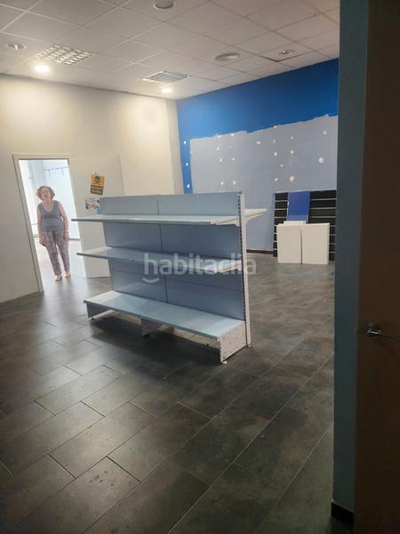 Foto f93d3e48-e627-4669-bd44-511d484899c8. Lloguer local comercial a playa puerto de Sagunto Sagunt