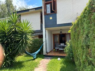 Lloguer Casa adossada a Canet d´en Berenguer. Chalet adosado en canet playa para vacaciones