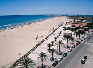 Location Attique à Avenida de Abril-9 de Octubre. Atico en alquiler anual