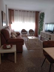 Piso  Carrer clavells. Piso en zona playa muy amplio