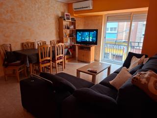 Appartement à Nuevo Centro. Piso de tres habitaciones