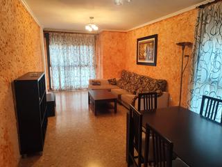 Pis a Avenida de Abril-9 de Octubre. Piso en venta en puerto de sagunto