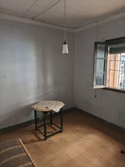 Reihenhaus in Nules. Casa independiente para reformar