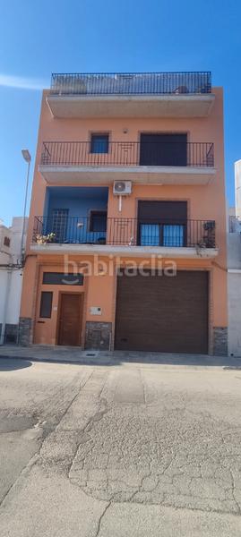 Foto 09c426e9-2e17-44fc-9f29-c87b184e56f4. Casa a schiera con riscaldamento parcheggio in Avenida de Abril-9 de Octubre Sagunt