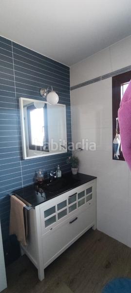 Foto 12e3c0f8-c6c3-47b8-a0ec-187cfaf7be84. Casa a schiera con riscaldamento parcheggio in Avenida de Abril-9 de Octubre Sagunt