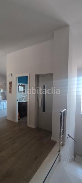 Foto 436c585a-4ba6-4314-9c41-ccd8f192930b. Casa a schiera con riscaldamento parcheggio in Avenida de Abril-9 de Octubre Sagunt