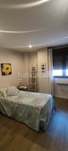 Foto 900cbaf2-800e-4c94-94e8-ea43384f0af1. Casa a schiera con riscaldamento parcheggio in Avenida de Abril-9 de Octubre Sagunt