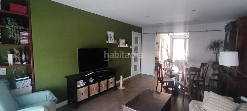 Foto e13a7883-c092-4944-83cb-f3452205bb65. Casa a schiera con riscaldamento parcheggio in Avenida de Abril-9 de Octubre Sagunt