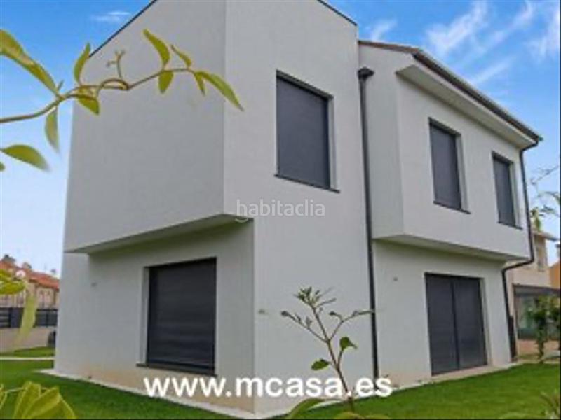 Foto 95fc6f65-5d90-4a7f-a44e-161c66285c24. Chalet in rúa ponte romana 59 in Baiona