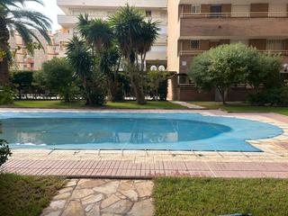 Appartement  Carrer de marcos redondo. Piso en platja la pineda con vistas playa
