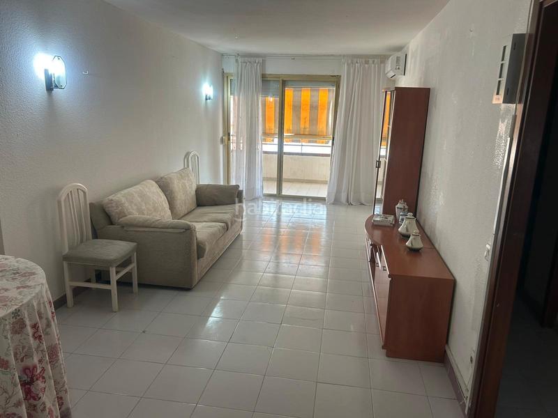 Foto a8fff83e-438d-44a3-839f-78fbaa143145. Piso  en platja La Pineda con vistas playa en Vila-seca