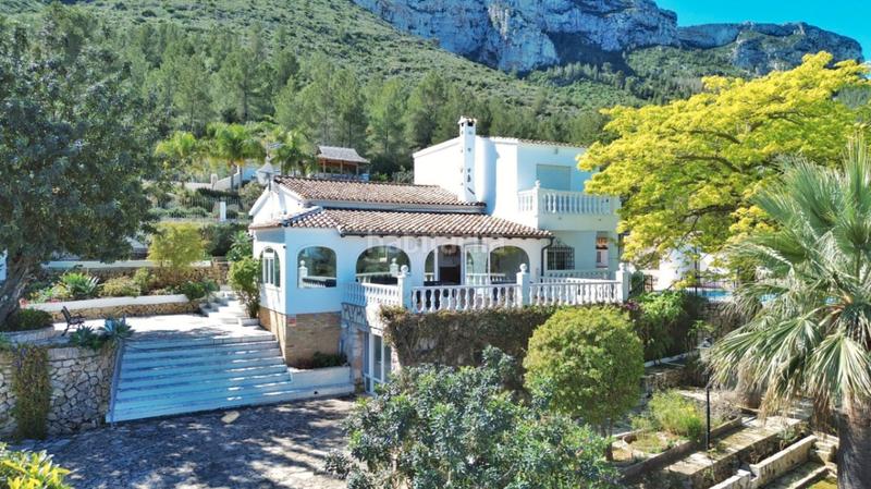 Foto 98e98168-1eb0-4d67-92b8-c942c22e7433. Chalet with heating parking pool in El Montgó Dénia