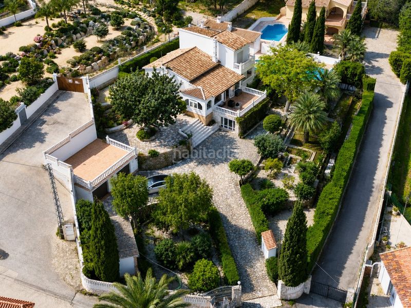 Foto f9004e0a-f072-45de-8cfe-bffbd3d08bc9. Chalet en El Montgó Dénia