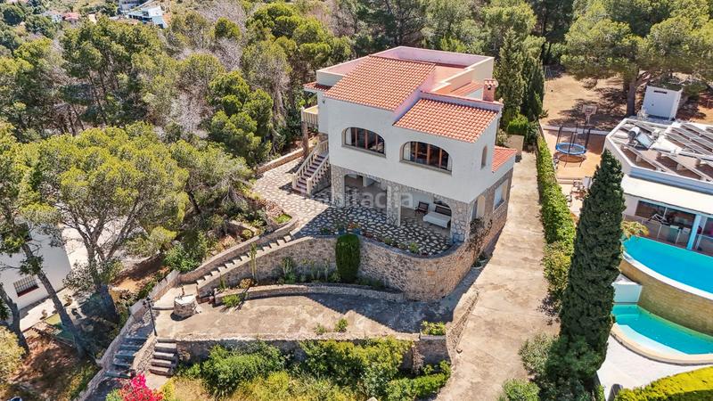 Foto feac8109-da5f-4c60-8d1a-49e25d0f316a. Chalet en El Montgó Dénia