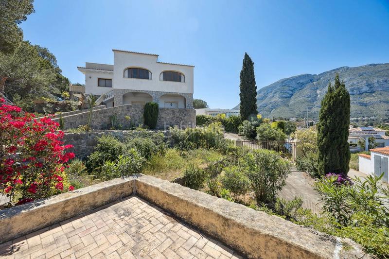 Foto e5fbdd2a-6258-468f-8908-00a680bca208. Chalet con riscaldamento parcheggio piscina in El Montgó Dénia