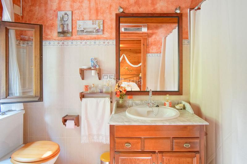 Foto 65b713d4-0f3d-47ec-be1f-68cf6e38b139. Xalet amb calefacció aparcament piscina a Orba