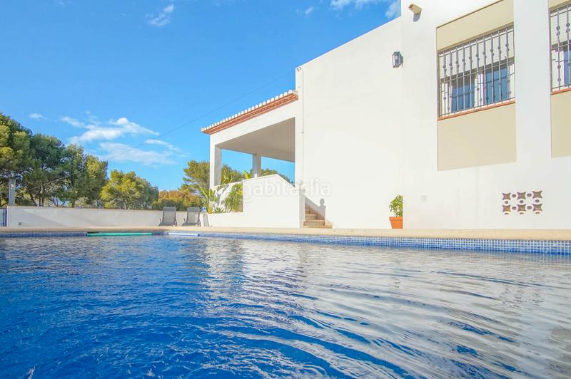 Foto 54412aa7-10dd-4ef8-8b3e-0c348ca40b00. Chalet with heating parking pool in Las Rotas / Les Rotes Dénia