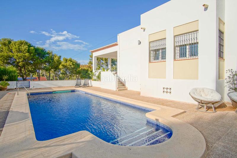 Foto ae10c3f2-d099-49d0-8941-1e0e2570667d. Chalet avec chauffage parking piscine dans Las Rotas / Les Rotes Dénia