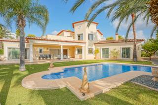 Chalet en Cala Advocat-Baladrar