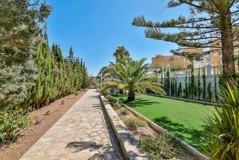Foto fb6b8a17-958b-4ba8-964e-bc6af22f644d. Chalet en Maryvilla Calp