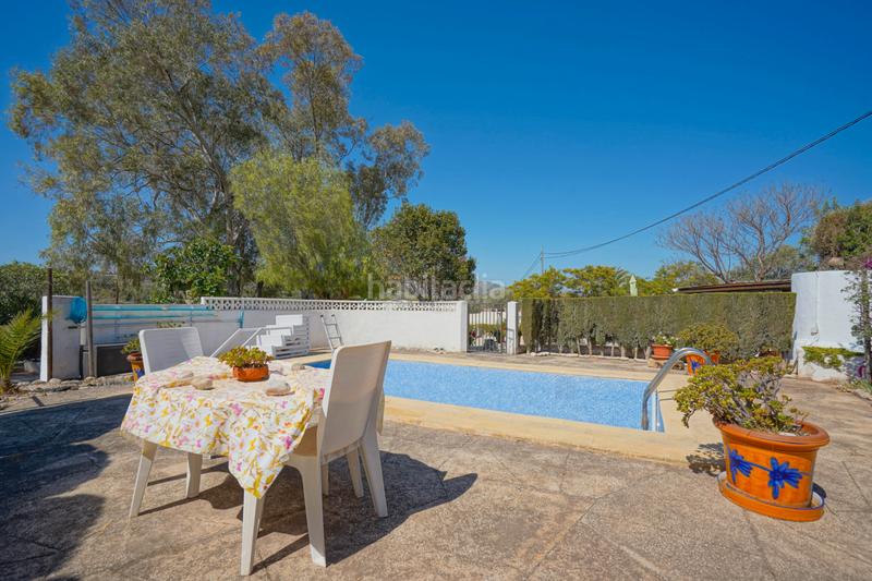 Foto ffbbd756-aa04-4567-a6cb-a2c4d21d1ebd. Chalet con parcheggio piscina in Partida Comunes-Adsubia Xàbia