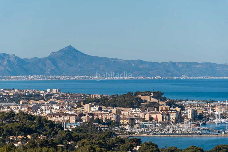 Foto 7b6d0fbf-eb55-4450-ba27-dafcaf743743. Chalet mit heizung parking pool in Las Rotas / Les Rotes Dénia