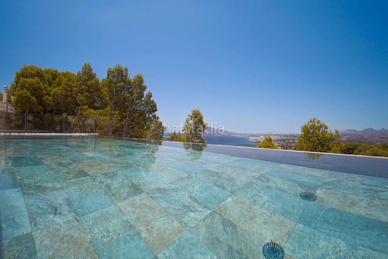 Foto 7a6737f7-e809-479d-99e4-c645cb6b84c1. Chalet avec chauffage parking piscine dans Altea hills Altea