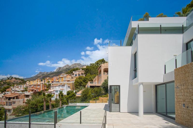 Foto aa96e985-bd4f-46f2-b0e2-2e7f0cd73d5c. Xalet amb calefacció aparcament piscina a Altea hills Altea