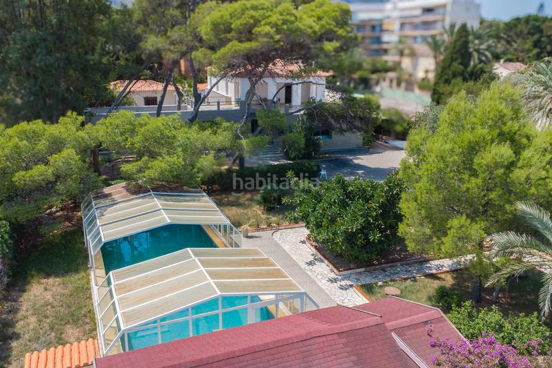 Foto 03545e35-a443-4a5d-bfea-0f8b140968b4. Chalet mit parking pool in Las Rotas / Les Rotes Dénia