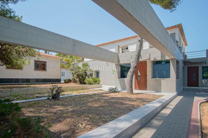 Foto 2b17eca5-d178-4d84-9106-05910260648b. Chalet mit parking pool in Las Rotas / Les Rotes Dénia