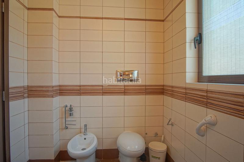 Foto f084d70f-e785-4452-b864-d5d71ee9fc0f. Chalet mit parking pool in Las Rotas / Les Rotes Dénia