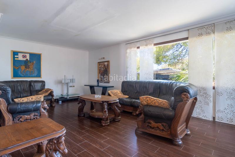 Foto f36c120a-ee6f-43c9-b235-1edccea2d5fb. Chalet mit parking pool in Las Rotas / Les Rotes Dénia